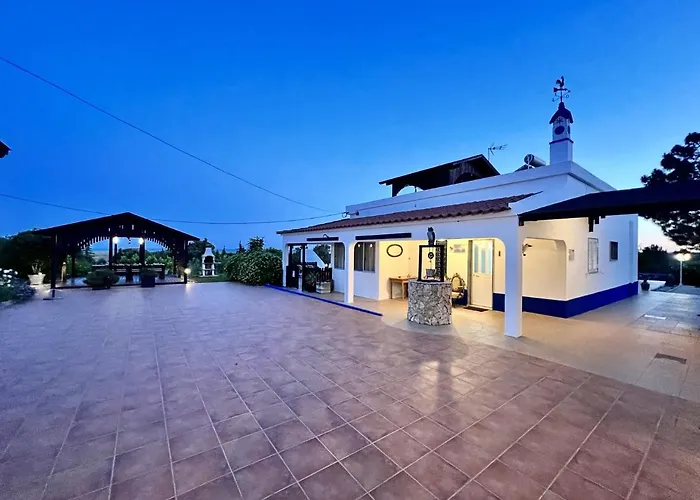 Formosa 6 With Pool By Homing Tavira